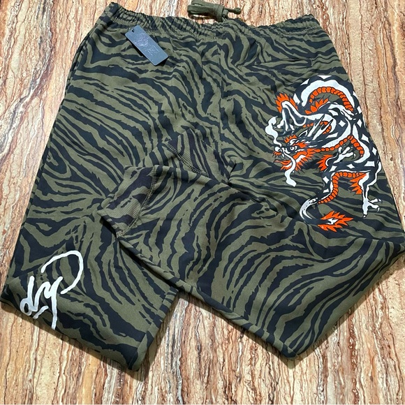Ed Hardy Jogger Sweatpants Men’s XL Green Tiger Stripes Dragon Print - Picture 4 of 10